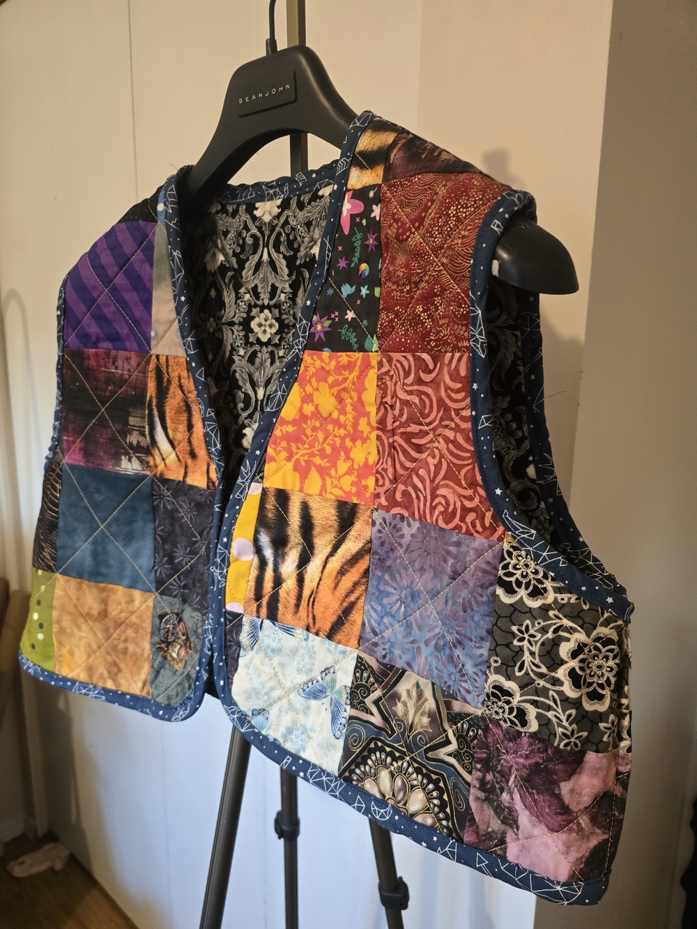 Quilted Reversible Vest Ptp 23 L 16.5 As Is